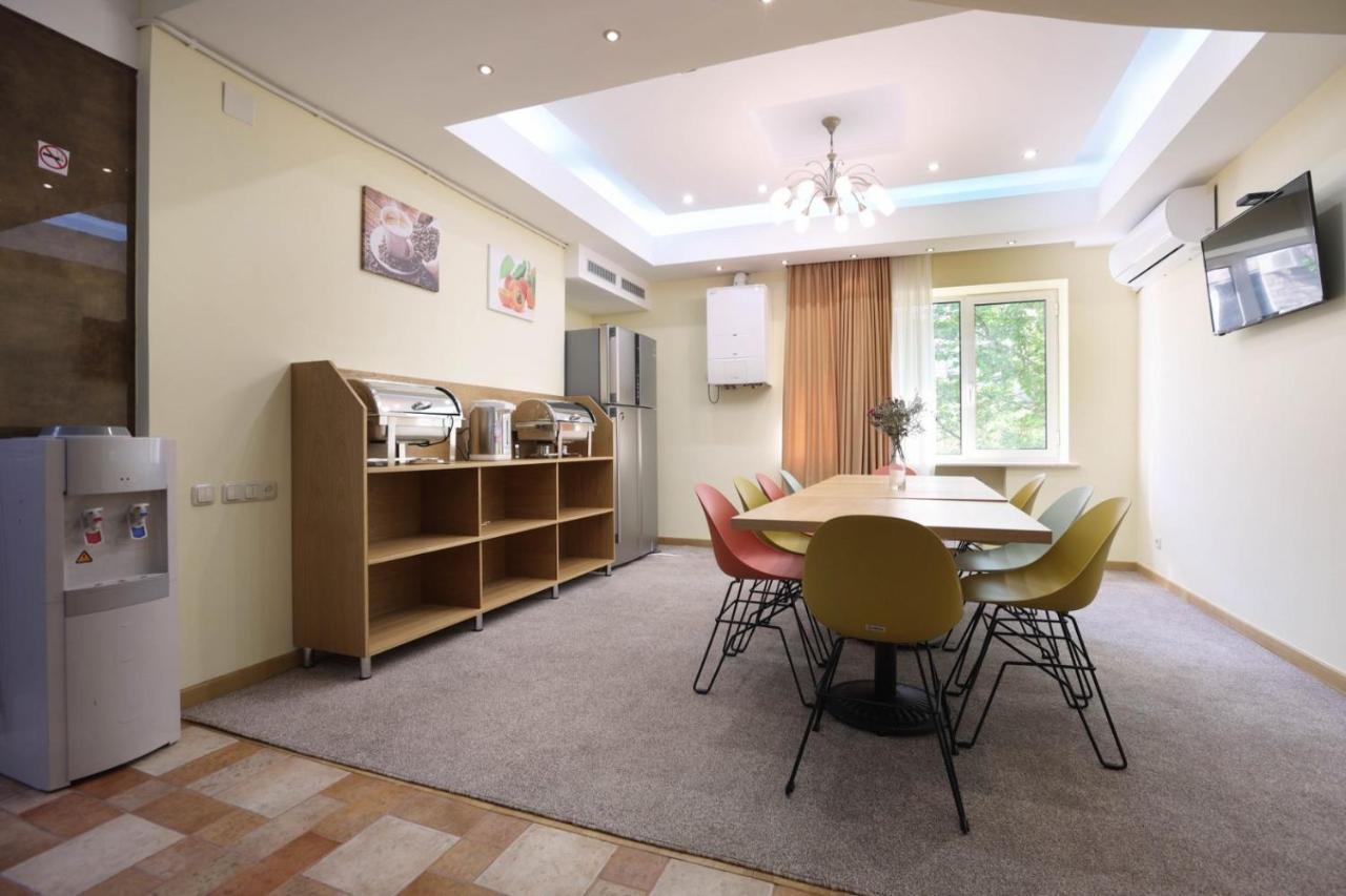 Stay Inn Apart-Hotel On Sayat-Nova Avenue Erywań Zewnętrze zdjęcie