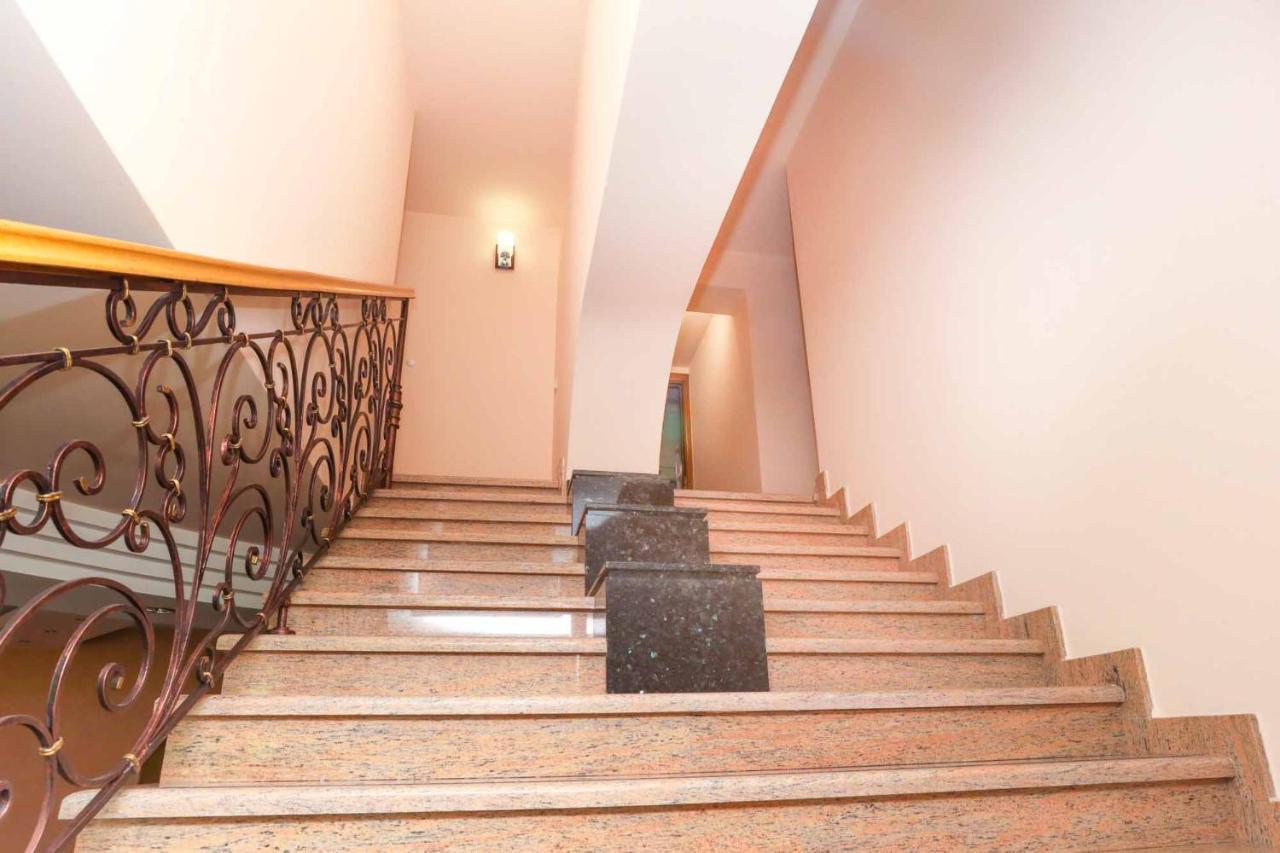 Stay Inn Apart-Hotel On Sayat-Nova Avenue Erywań Zewnętrze zdjęcie