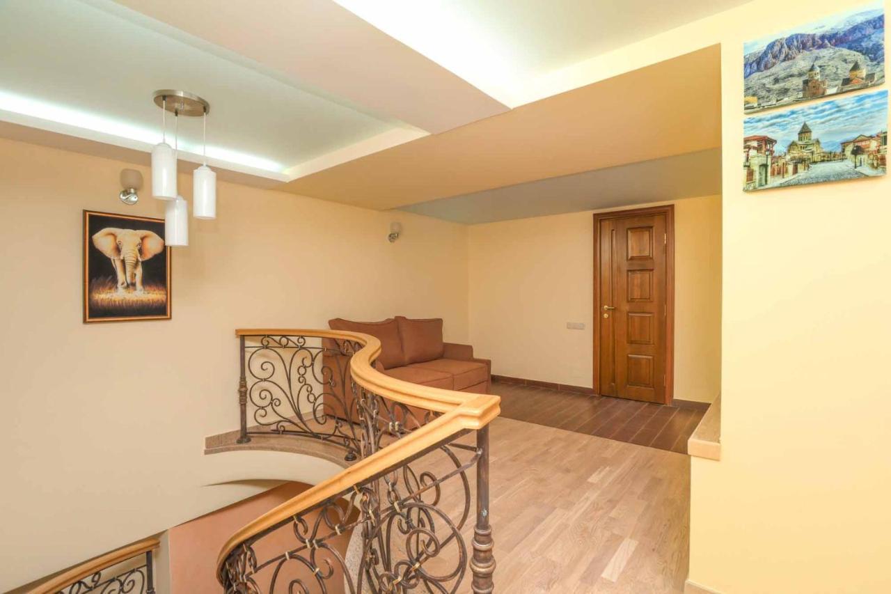Stay Inn Apart-Hotel On Sayat-Nova Avenue Erywań Zewnętrze zdjęcie